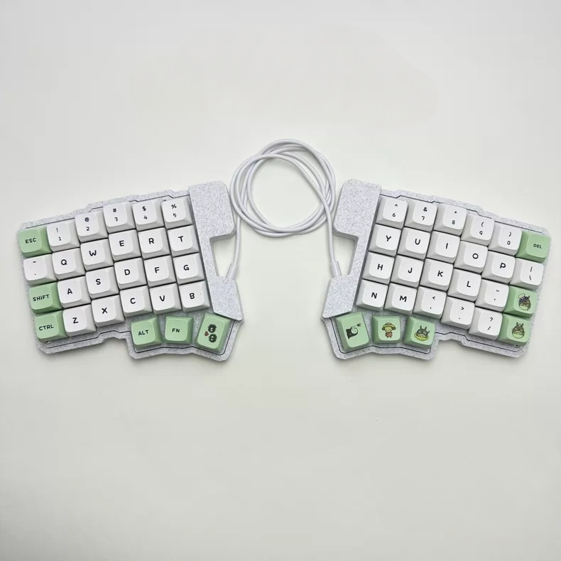 Silakka54 Wired Split Ergonomi - Desk Setup Programmer 评论和价格